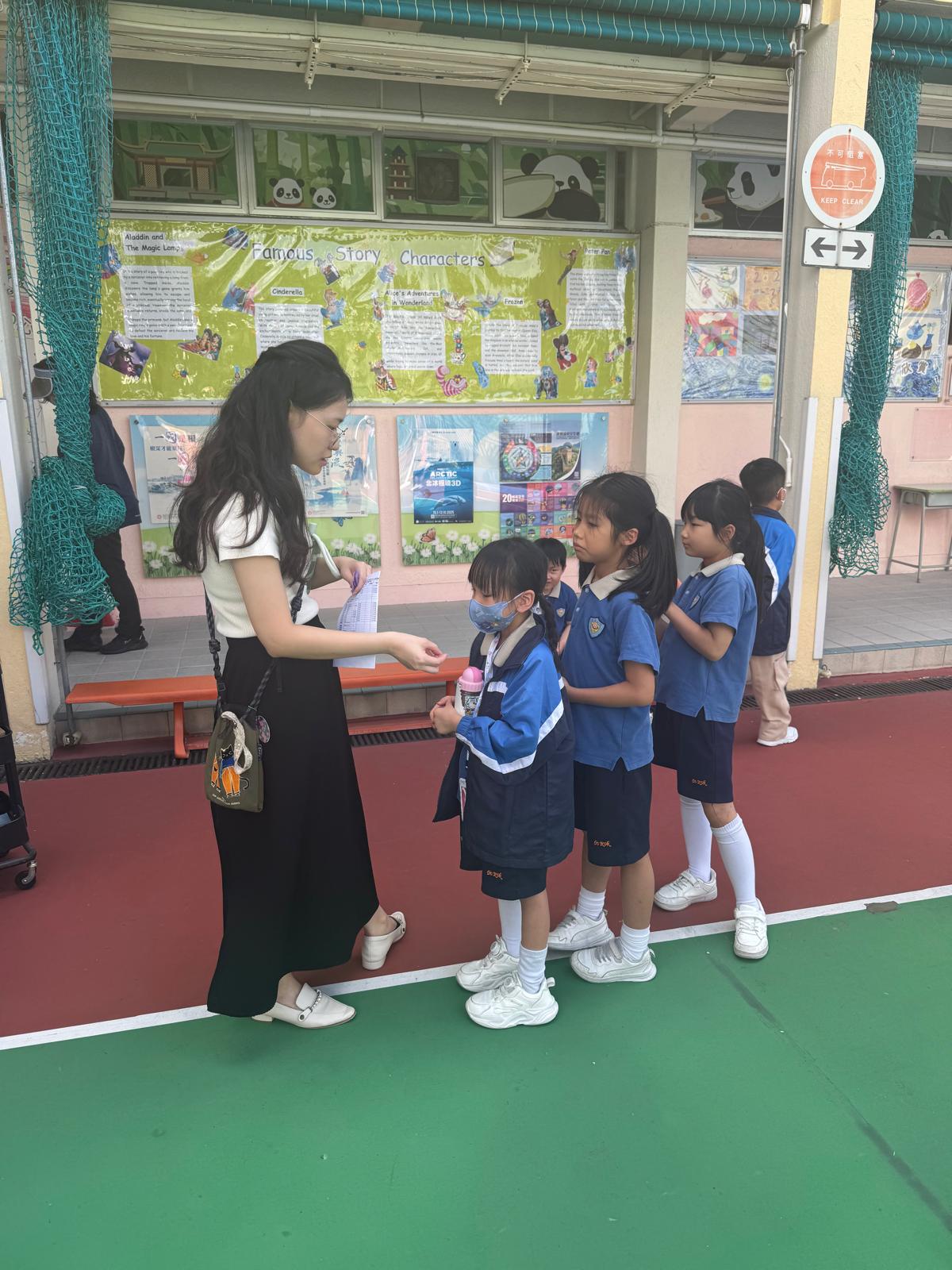 English Fridays photo 2